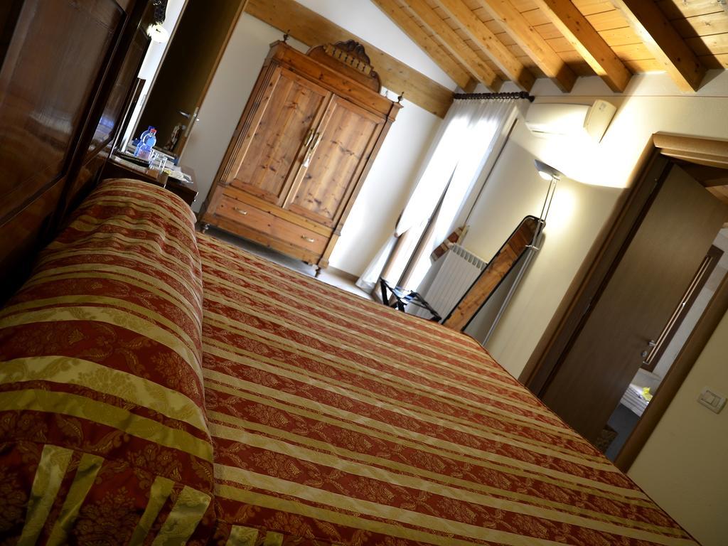 9 Muse Bed&Breakfast Canneto sull'Oglio Exterior foto