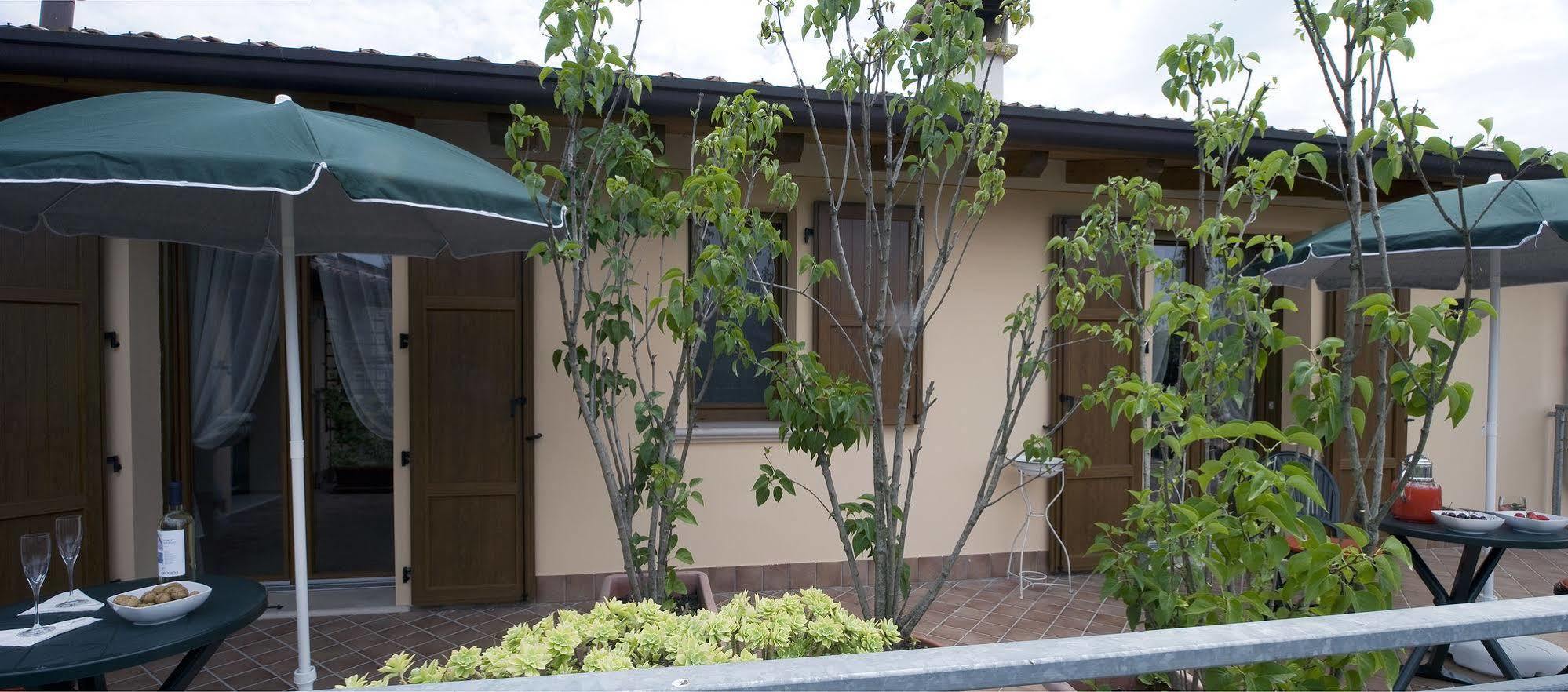 9 Muse Bed&Breakfast Canneto sull'Oglio Exterior foto